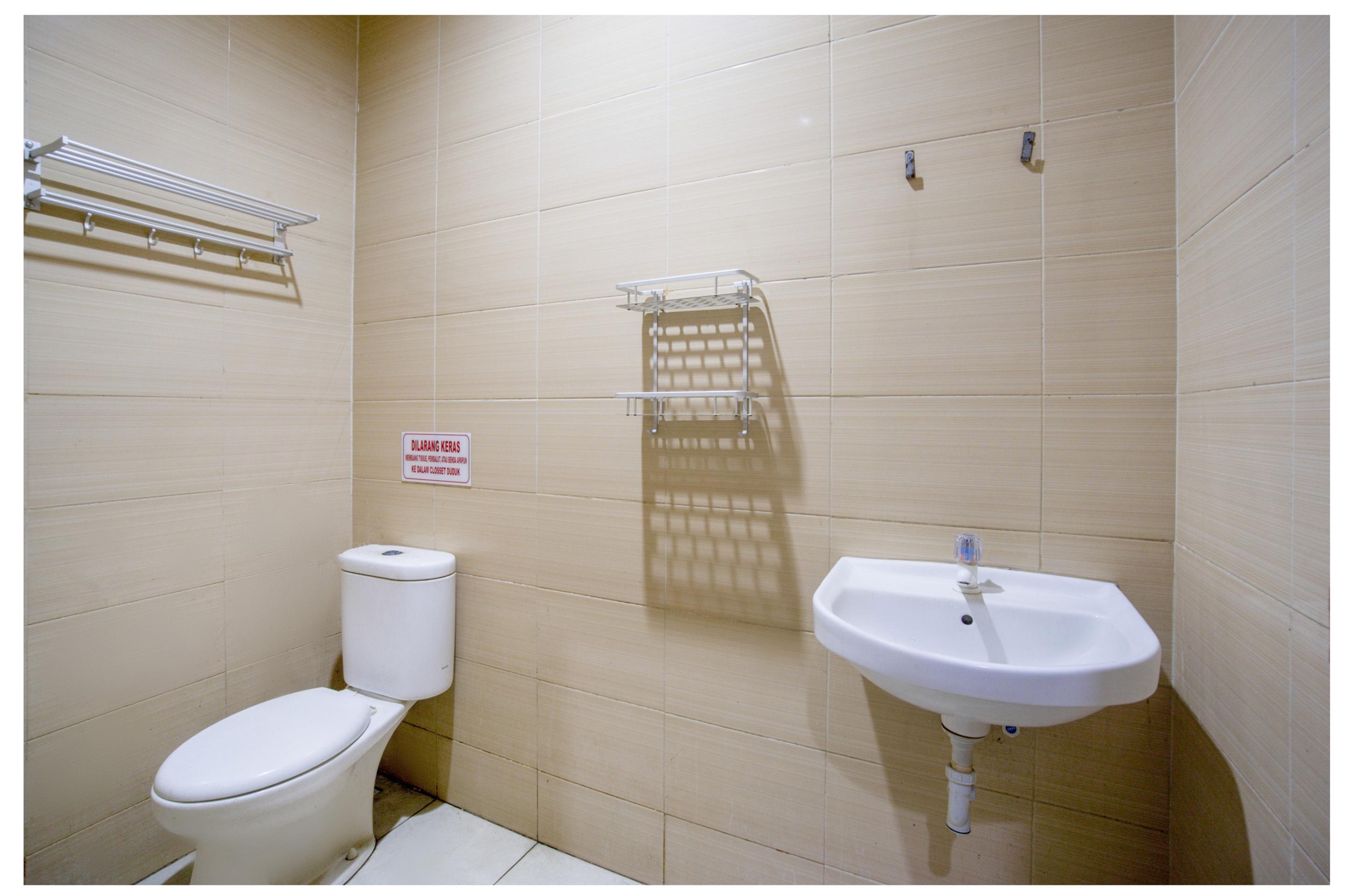 Oyo 3754 Prosperity Mansion Hotell Jakarta Eksteriør bilde